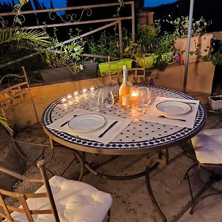 Love-Room Discret 40 M2 Bormes Les Mimosas Village Avec Terrasse エクステリア 写真