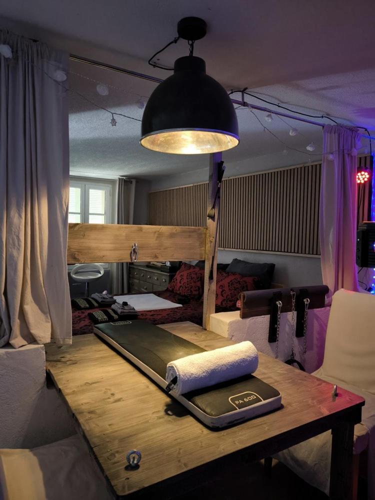 Love-Room Discret 40 M2 Bormes Les Mimosas Village Avec Terrasse エクステリア 写真